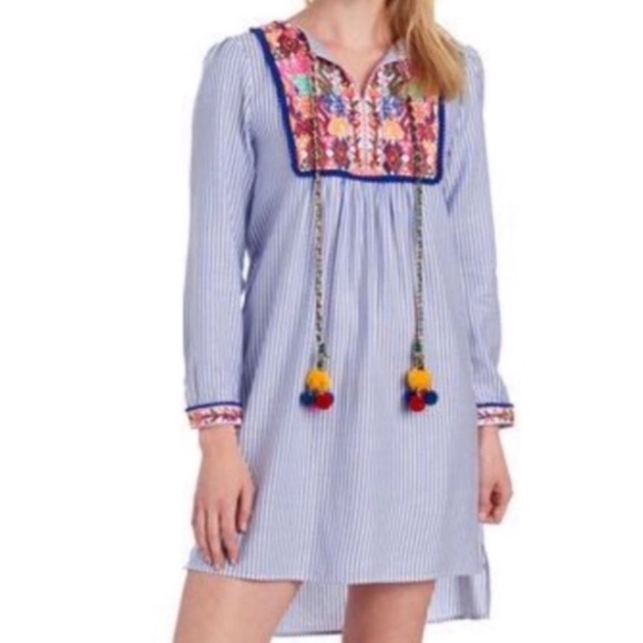 Chelsea & Theodore Dresses & Skirts - Chelsea & Theodore Embroidered Tassel Dress Sz L